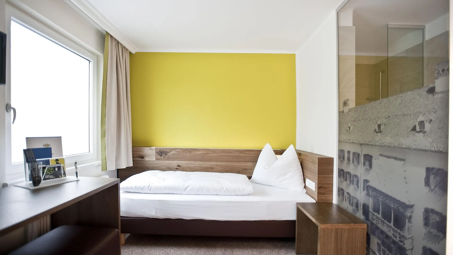 Basic Hotel Innsbruck 3*,  Austria
